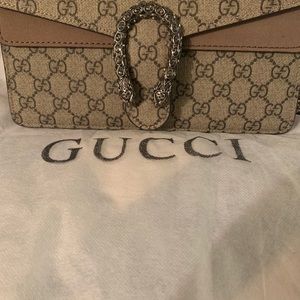Dionysus small shoulder bag GG $2,000 like new perfect condition!!